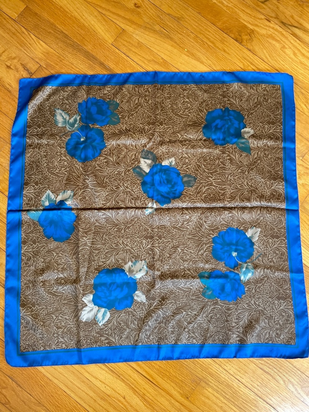 Vintage Royal Blue Rose Print Silky Polyester Square Scarf
